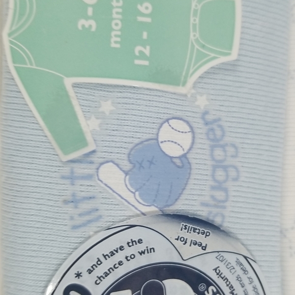 Gerber long sleeve onesies 4 pack BRAND NEW in original package 3 to 6 months - Picture 3 of 6